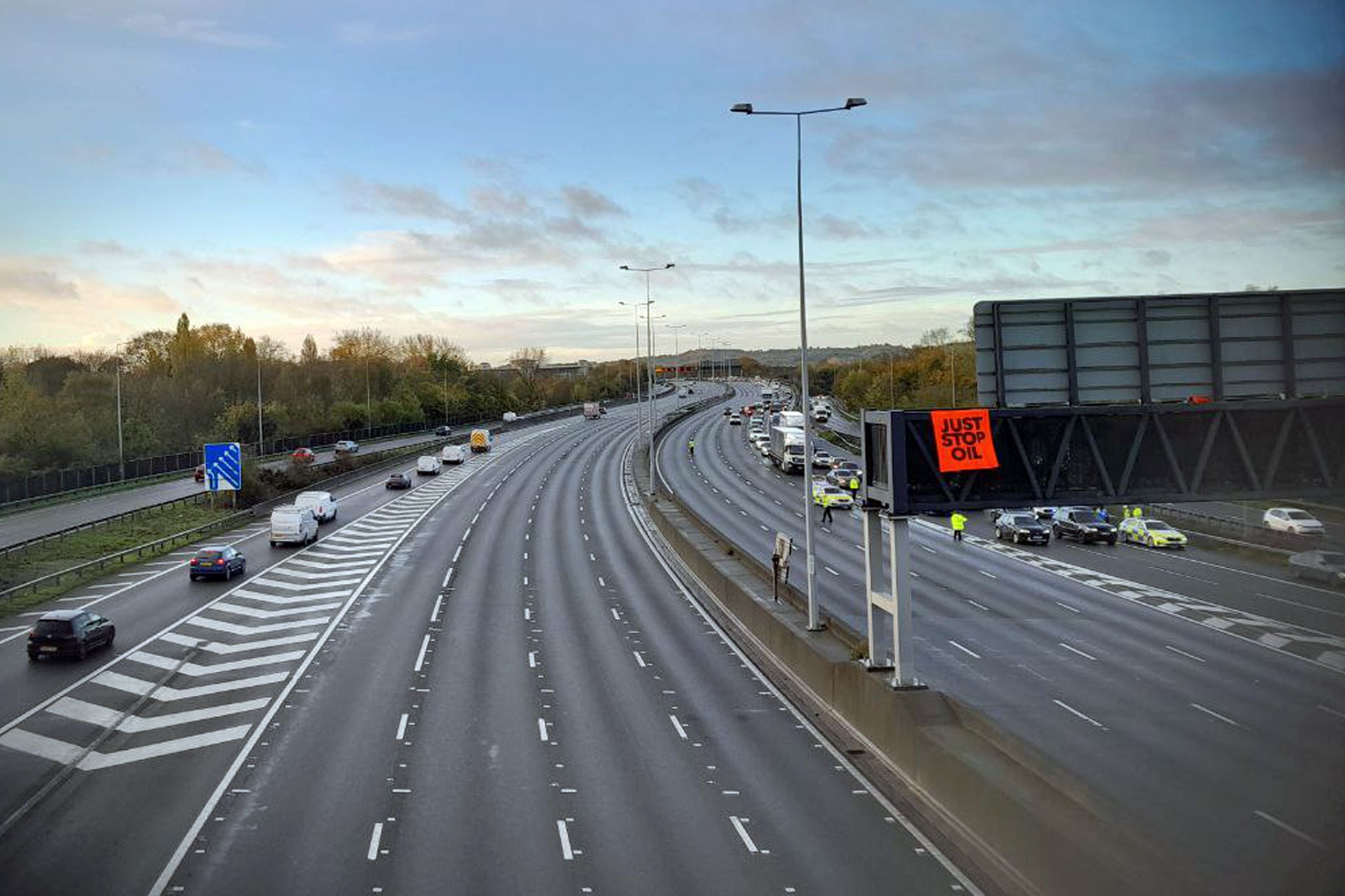 11-month High Court injunction granted to deter unlawful M25 protests - Vimarsana News