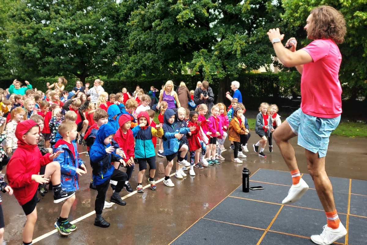 Joe Wicks leads PE session at Yatton Schools | North Somerset Times - Vimarsana News