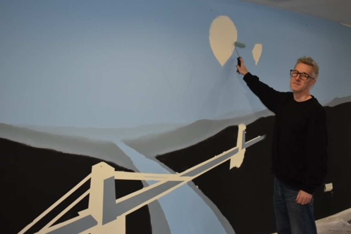 Artist paints Bristol skyline mural on CHSW's Charlton Farm - Vimarsana News