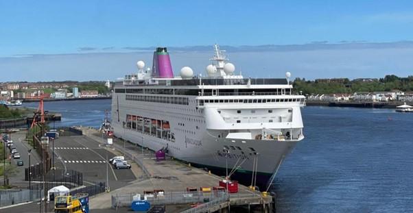Portbury docks welcomes cruise liners for summer time 